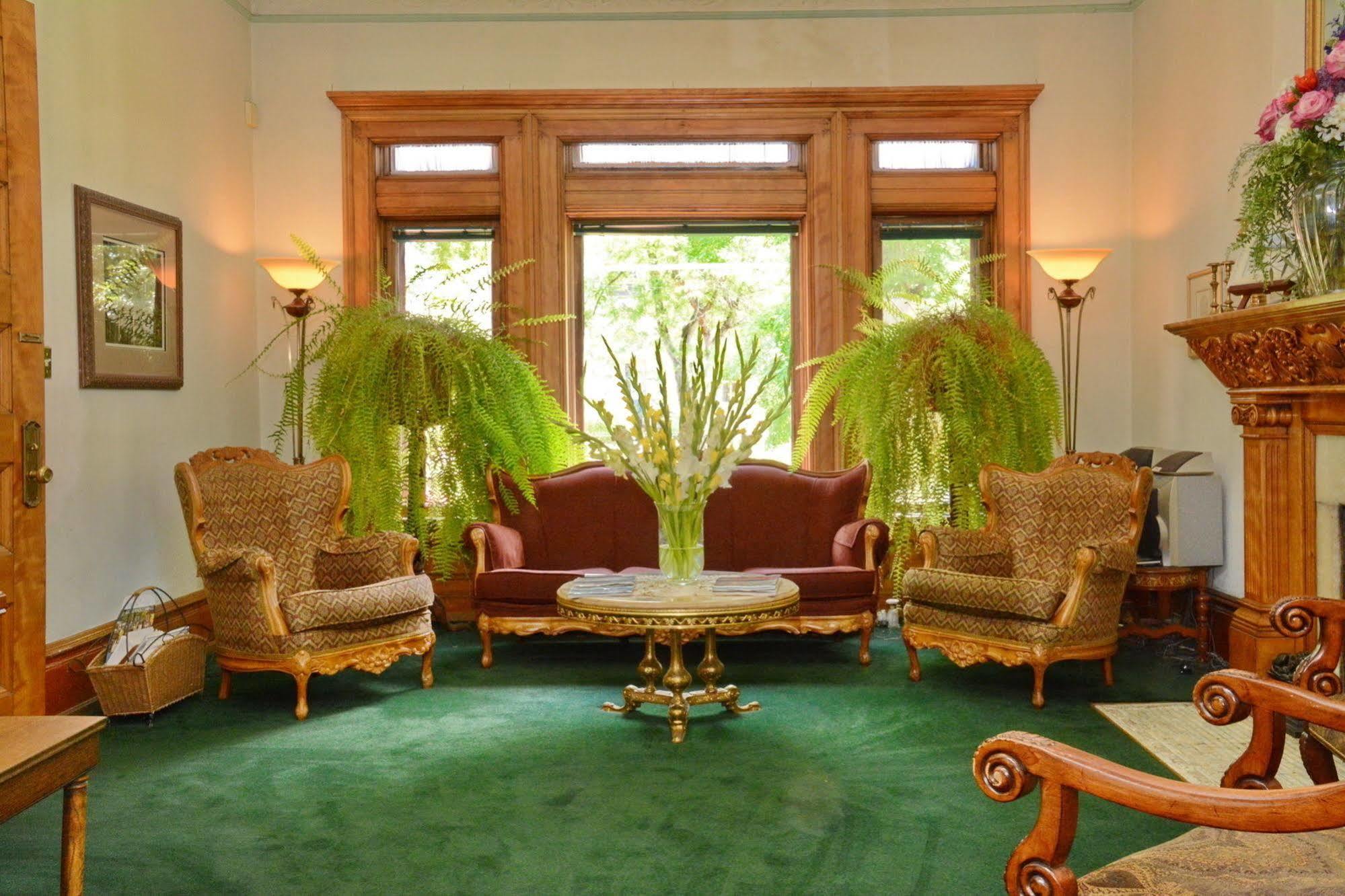 Capitol Hill Mansion B&B Inn Денвър Екстериор снимка